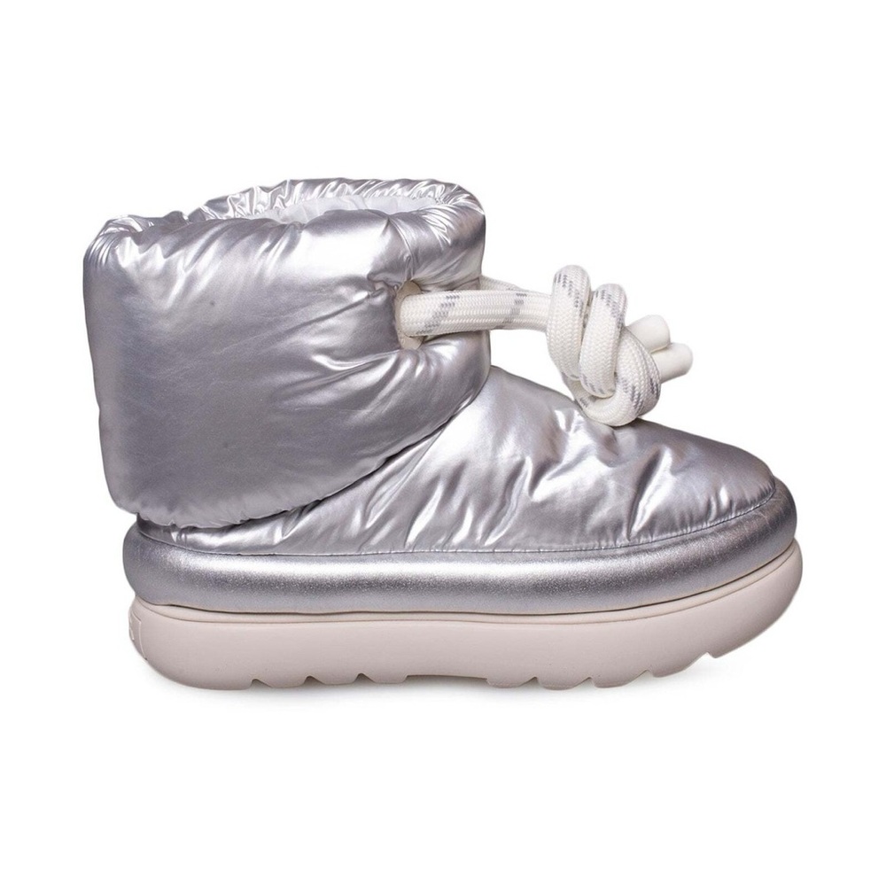 UGG Classic Maxi Short boots